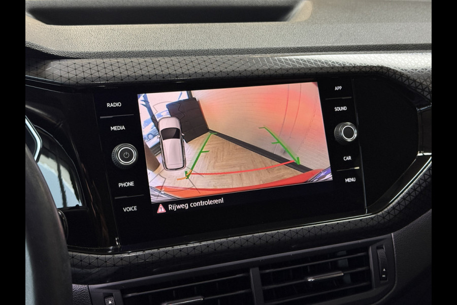 Volkswagen T-Cross 1.0 TSI Style 115pk DSG | Carplay | 18" | Camera | Digitaal cockpit | ACC | Dode hoek | 100% Volkswagen dealer onderhouden!