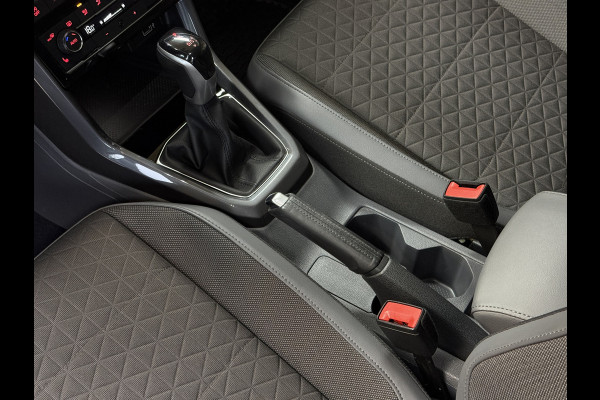 Volkswagen T-Cross 1.0 TSI Style 115pk DSG | Carplay | 18" | Camera | Digitaal cockpit | ACC | Dode hoek | 100% Volkswagen dealer onderhouden!