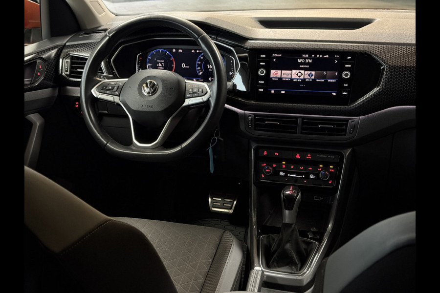 Volkswagen T-Cross 1.0 TSI Style 115pk DSG | Carplay | 18" | Camera | Digitaal cockpit | ACC | Dode hoek | 100% Volkswagen dealer onderhouden!