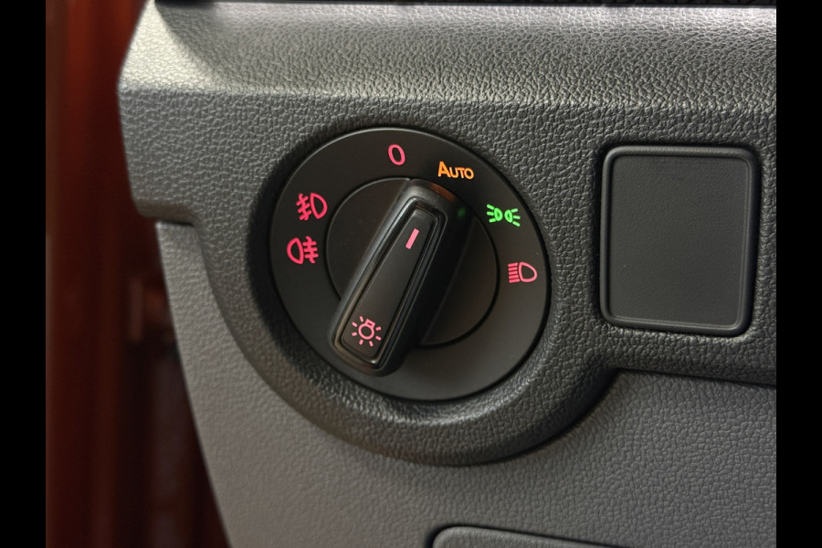 Volkswagen T-Cross 1.0 TSI Style 115pk DSG | Carplay | 18" | Camera | Digitaal cockpit | ACC | Dode hoek | 100% Volkswagen dealer onderhouden!