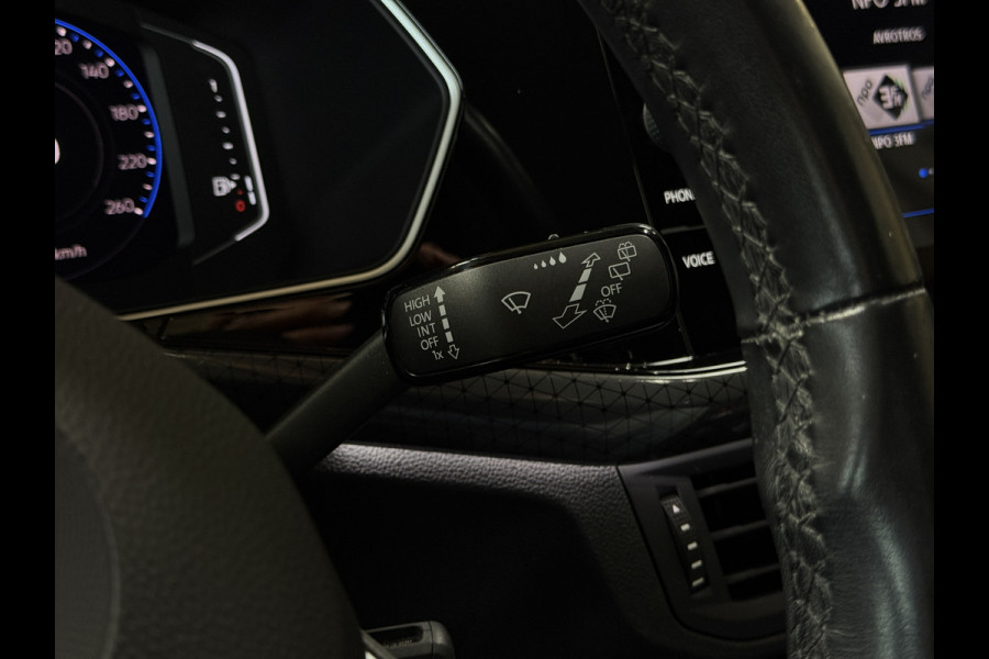 Volkswagen T-Cross 1.0 TSI Style 115pk DSG | Carplay | 18" | Camera | Digitaal cockpit | ACC | Dode hoek | 100% Volkswagen dealer onderhouden!