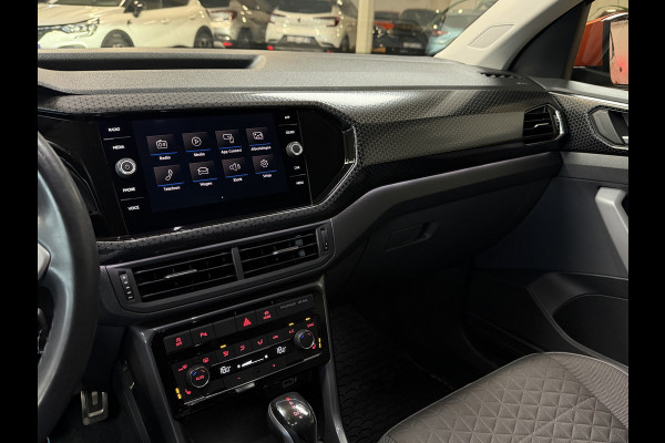 Volkswagen T-Cross 1.0 TSI Style 115pk DSG | Carplay | 18" | Camera | Digitaal cockpit | ACC | Dode hoek | 100% Volkswagen dealer onderhouden!