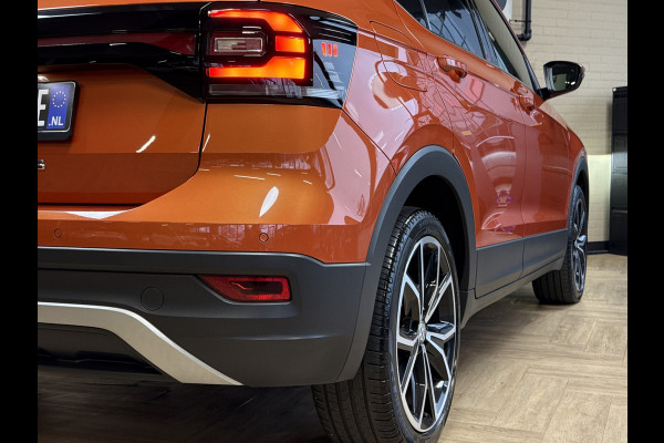 Volkswagen T-Cross 1.0 TSI Style 115pk DSG | Carplay | 18" | Camera | Digitaal cockpit | ACC | Dode hoek | 100% Volkswagen dealer onderhouden!