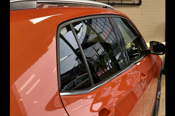 Volkswagen T-Cross 1.0 TSI Style 115pk DSG | Carplay | 18" | Camera | Digitaal cockpit | ACC | Dode hoek | 100% Volkswagen dealer onderhouden!