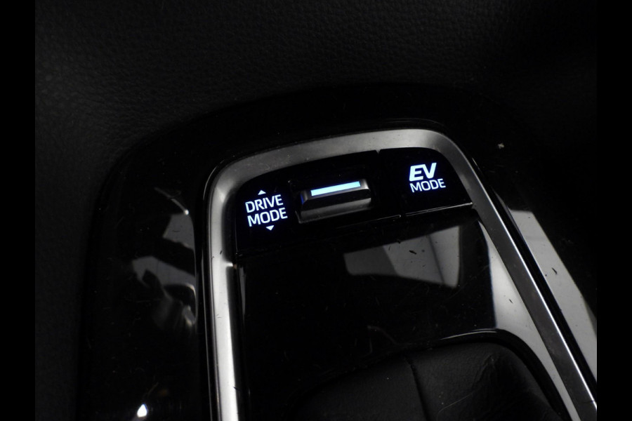 Toyota Corolla Touring Sports 2.0 Hybrid Dynamic NAVI/CAMERA/CLIMA/17"LMV!