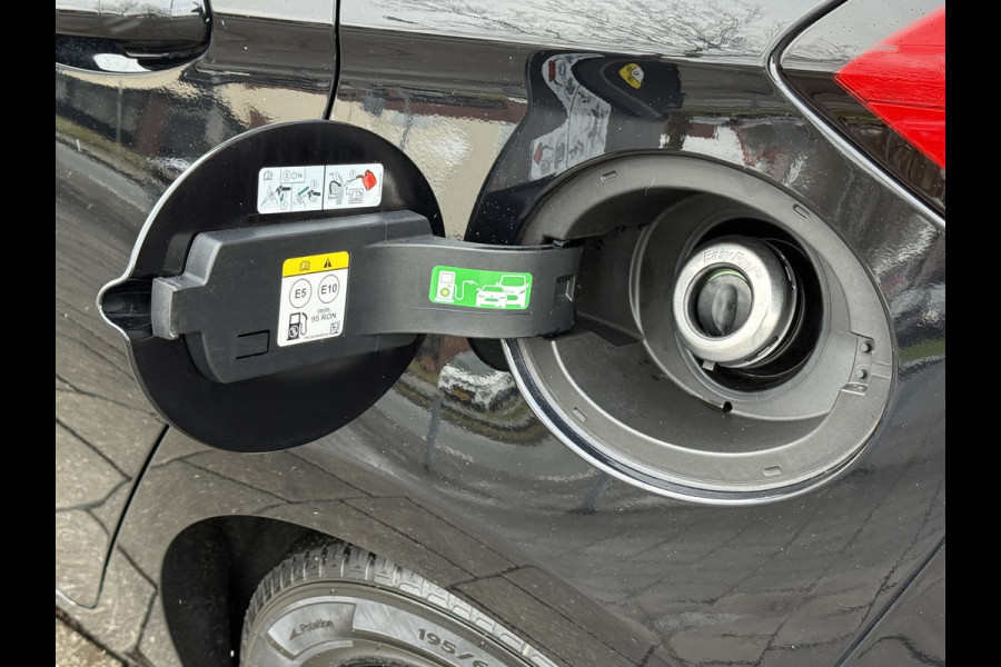 Ford Fiesta BWJ 2022 | 1.0I 100PK Titanium | AIRCO | NAVI | CRUISE | CARPLAY | PDC |