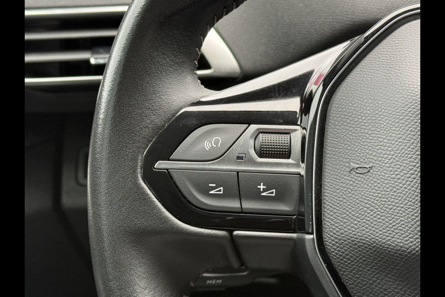 Peugeot 5008 BWJ 2022 | 1.2T 131PK Pack Bus | CAMERA A | CLIMA | NAVI | CRUISE | PDC 2X | CARPLAY | LMV |