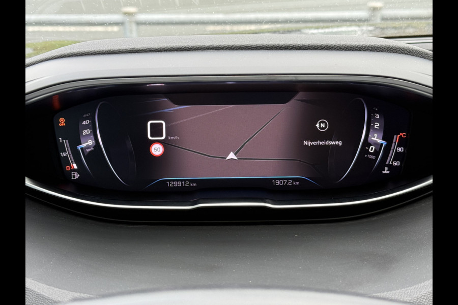 Peugeot 5008 BWJ 2022 | 1.2T 131PK Pack Bus | CAMERA A | CLIMA | NAVI | CRUISE | PDC 2X | CARPLAY | LMV |