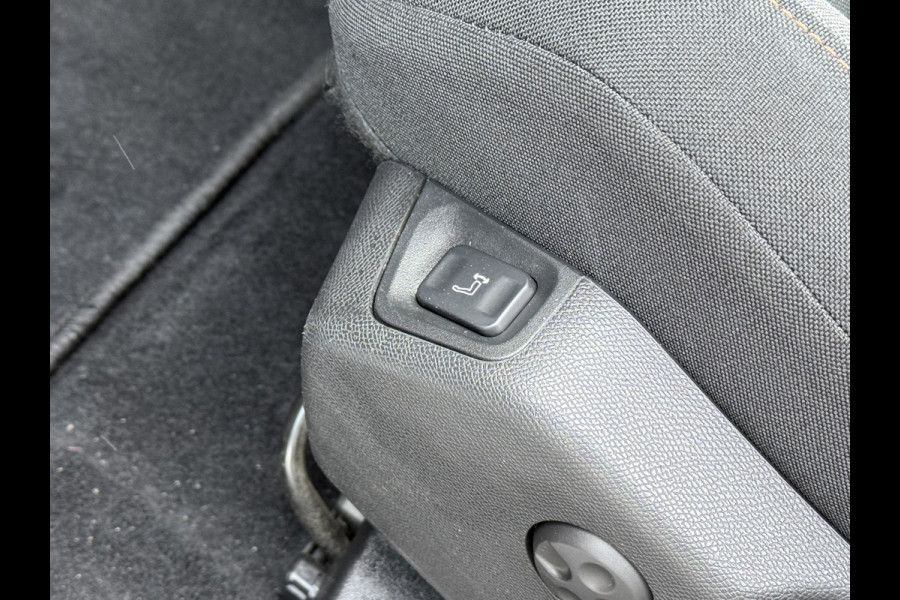 Peugeot 5008 BWJ 2022 | 1.2T 131PK Pack Bus | CAMERA A | CLIMA | NAVI | CRUISE | PDC 2X | CARPLAY | LMV |