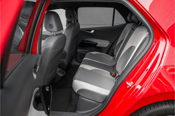 Volkswagen ID.3 Pro 58 kWh Stuur & Stoelverw ACC CarPlay