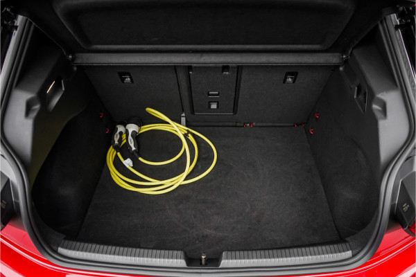 Volkswagen ID.3 Pro 58 kWh Stuur & Stoelverw ACC CarPlay