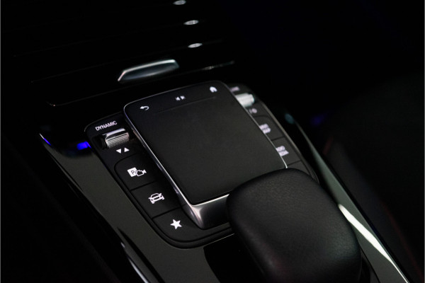 Mercedes-Benz A-Klasse 250 e AMG 218PK | Pano | Sfeer | LED | Stoelverw. | Keyless | 12 MND Garantie