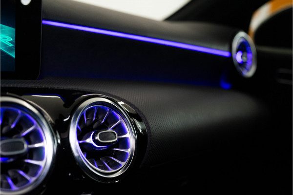 Mercedes-Benz A-Klasse 250 e AMG 218PK | Pano | Sfeer | LED | Stoelverw. | Keyless | 12 MND Garantie