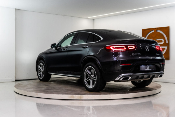 Mercedes-Benz GLC Coupé 300e 4MATIC Premium+ 320PK | Pano | Burmester | Sfeer | Carplay | Keyless | 12 MND Garantie