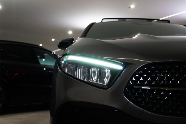 Mercedes-Benz A-Klasse 250 e Premium AMG Facelift 218PK | Pano | Keyless | Sfeer | Night | Fabrieksgarantie