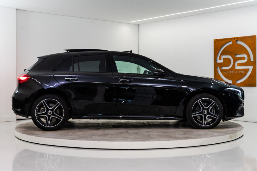Mercedes-Benz A-Klasse 250 e Premium AMG Facelift 218PK | Pano | Keyless | Sfeer | Night | Fabrieksgarantie