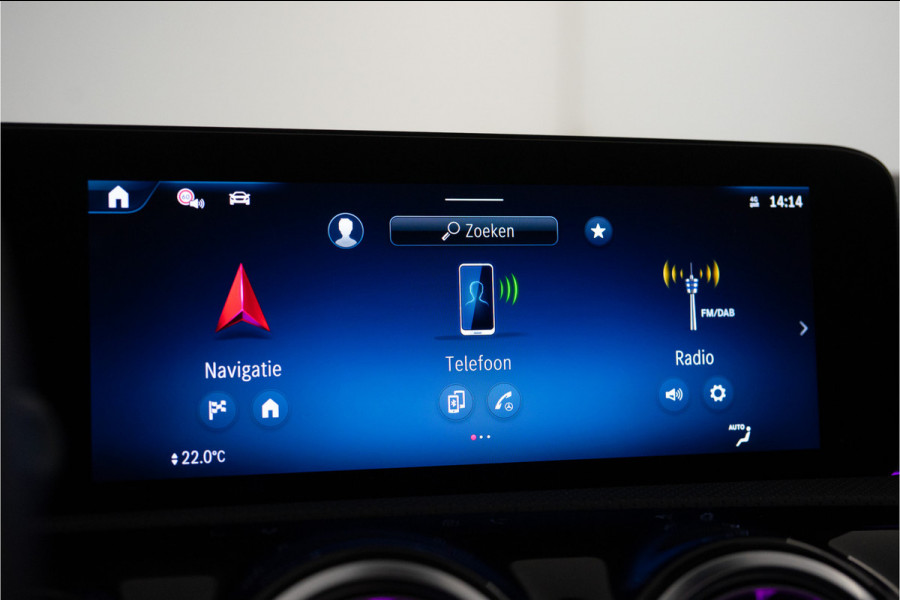 Mercedes-Benz A-Klasse 250 e Premium AMG Facelift 218PK | Pano | Keyless | Sfeer | Night | Fabrieksgarantie