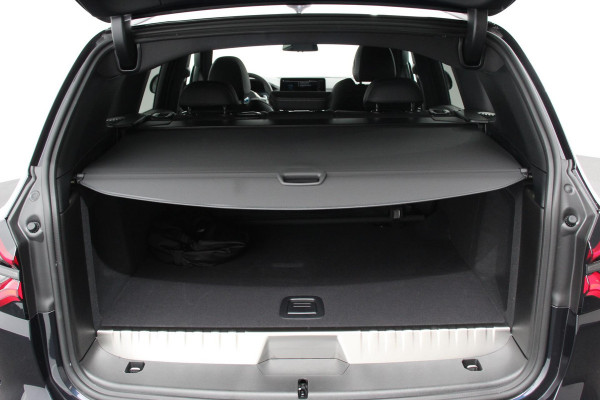 BMW X3 xDrive30e M Sport High Executive | Leder | Schuif/kantel dak | Navigatie | Climate Control | Camera | Electrisch bedienbare achterklep | Active Cruise Control | 19" Lichtmetalen velgen