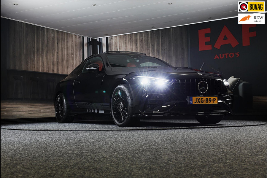 Mercedes-Benz CLE Coupé 300 e AMG 53 Look / Massage / Burmester / Head Up / 360 Camera / Acc / Elek Stoelen / Open Pano / 19 Inch