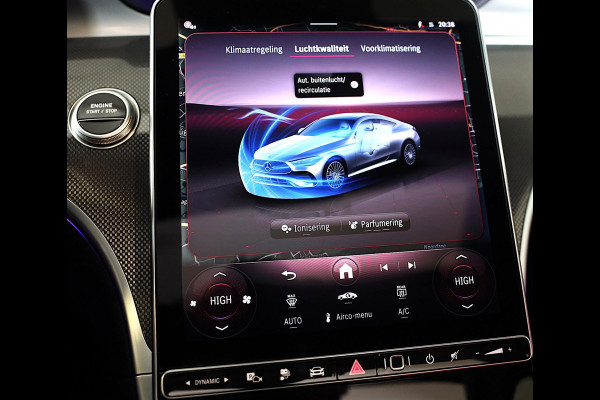 Mercedes-Benz CLE Coupé 300 e AMG 53 Look / Massage / Burmester / Head Up / 360 Camera / Acc / Elek Stoelen / Open Pano / 19 Inch