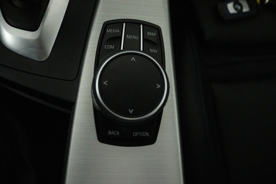 BMW 4 Serie Gran Coupé 440i High Executive Edition (PANORAMADAK, STOELVERWARMING, CAMERA, ELEKTR STOELEN, DEALER ONDERHOUDEN)