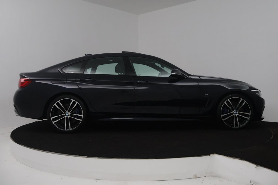 BMW 4 Serie Gran Coupé 440i High Executive Edition (PANORAMADAK, STOELVERWARMING, CAMERA, ELEKTR STOELEN, DEALER ONDERHOUDEN)