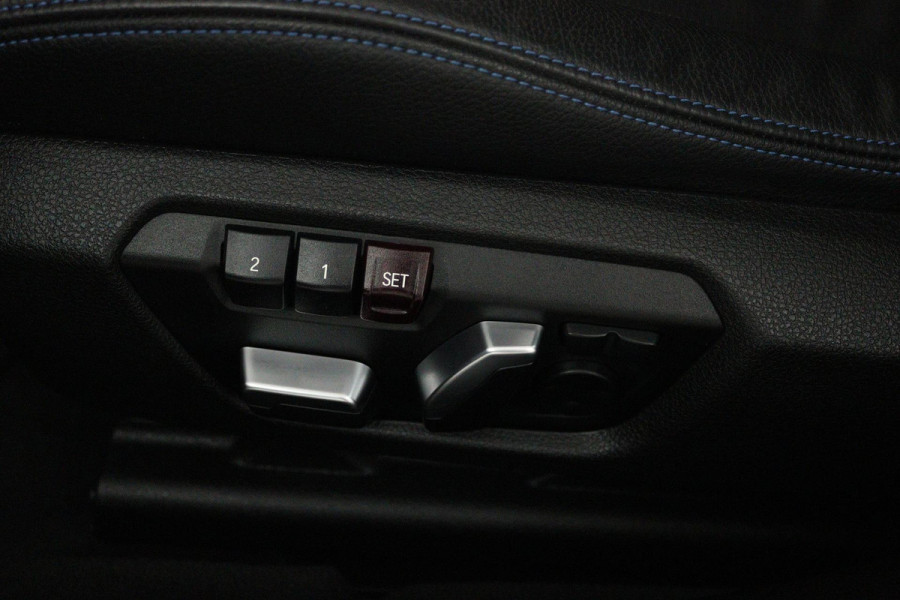 BMW 4 Serie Gran Coupé 440i High Executive Edition (PANORAMADAK, STOELVERWARMING, CAMERA, ELEKTR STOELEN, DEALER ONDERHOUDEN)