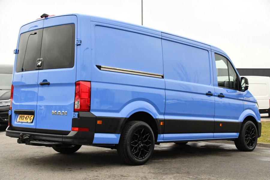 MAN TGE 2.0 L3H2 PB Edition Adaptieve Cruise, Camera, Carplay, LED, 2 x Schuifdeur, Trekhaak, multimedia, 140pk, Automaat, Uniek!