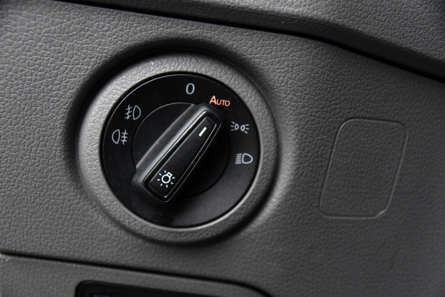 MAN TGE 3.180 35 2.0 L3H3 PB Edition Koel / Vrieswagen Adaptieve Cruise, Camera, Carplay, Nachtkoeling, LED, Leder, Trekhaak, 177pk, Clima, Mulitmedia, Uniek! Koelwagen, Vrieswagen, Vriesauto, Koelauto, Koel, Vries