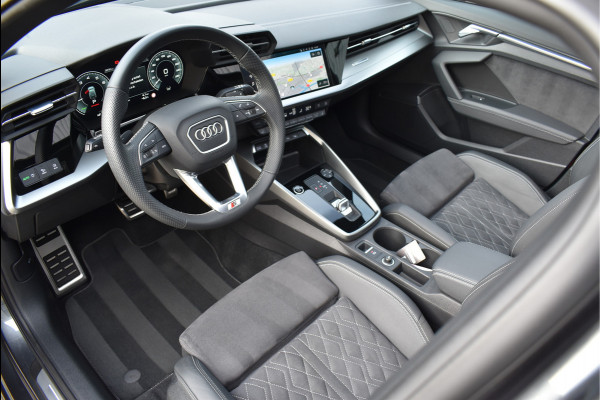 Audi A3 Sportback 45 TFSI e S-Line 245 Pk Pano Navi ACC RS-Stoel Full Led PDC 18 Inch