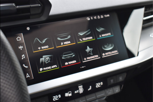 Audi A3 Sportback 45 TFSI e S-Line 245 Pk Pano Navi ACC RS-Stoel Full Led PDC 18 Inch