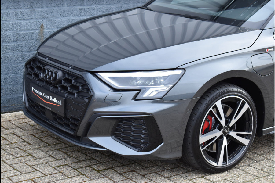 Audi A3 Sportback 45 TFSI e S-Line 245 Pk Pano Navi ACC RS-Stoel Full Led PDC 18 Inch