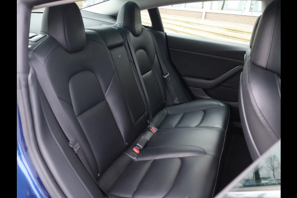 Tesla Model 3 60 kWh RWD *BTW* + AFN. TREKHAAK | LEDER | AUTOPILOT | PANORAMA | 3 CAMERA'S