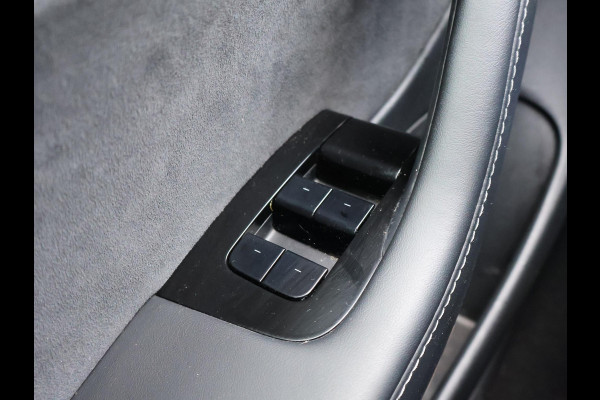 Tesla Model 3 60 kWh RWD *BTW* + AFN. TREKHAAK | LEDER | AUTOPILOT | PANORAMA | 3 CAMERA'S