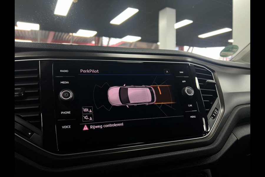 Volkswagen T-Roc 1.0 TSI | PDC | Side assist | Carplay |LED|