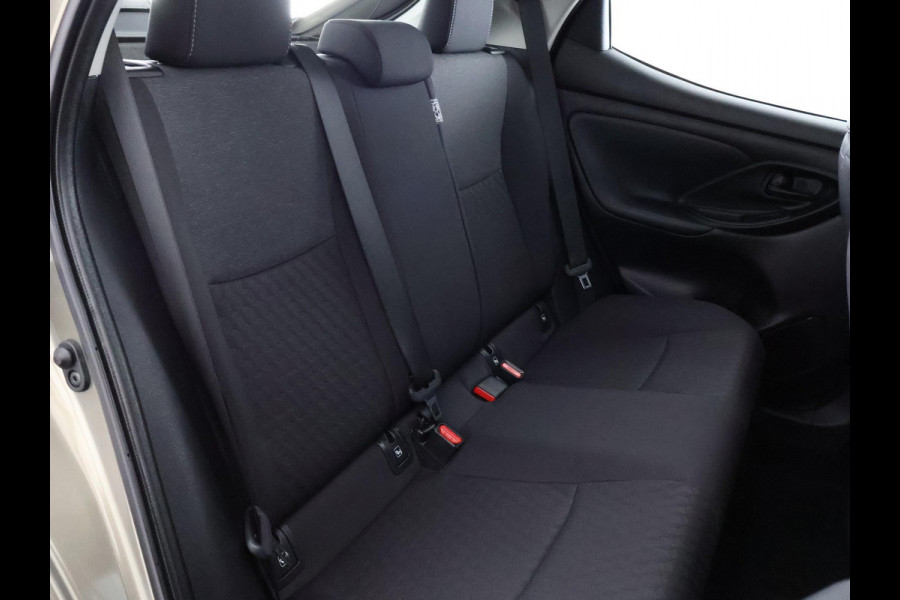 Toyota Yaris 1.5 Hybrid Dynamic | Apple Carplay & AndroidAUTO | Camera | Adaptieve Cruise Control |