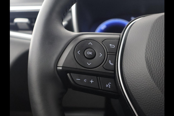 Toyota Corolla HYBRID 140 BUSINESS BLACK ED. GARANTIE 5-2035* 15.000 KM!!! STOEL -EN STUURVERWARMNG . CAMERA . KEYLESS START/STOP . APPLE CARPLAY & ANDROID AUTO