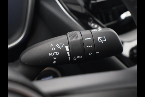 Toyota Corolla HYBRID 140 BUSINESS BLACK ED. GARANTIE 5-2035* 15.000 KM!!! STOEL -EN STUURVERWARMNG . CAMERA . KEYLESS START/STOP . APPLE CARPLAY & ANDROID AUTO