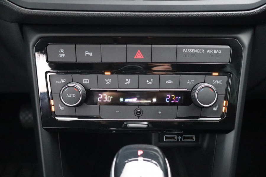 Volkswagen T-Cross 1.0 TSI Life Business Automaat 110Pk / Navi Carplay / Camera / Climate / Cruise / 16".