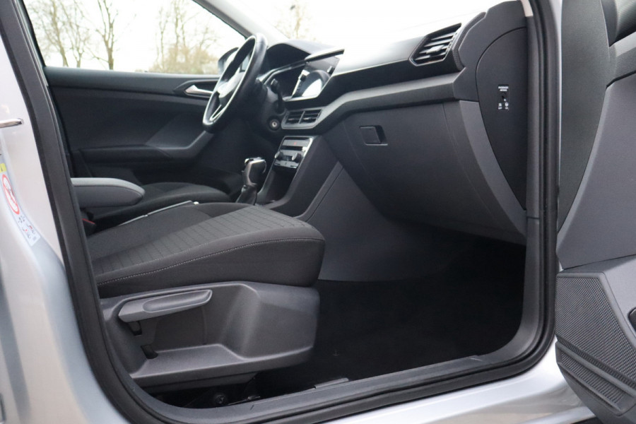 Volkswagen T-Cross 1.0 TSI Life Business Automaat 110Pk / Navi Carplay / Camera / Climate / Cruise / 16".