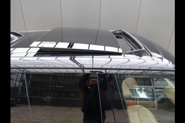 Land Rover Range Rover 3.0 P550e HSE PHEV * HEAD-UP * 22 INCH * 80 KM ACCU RANGE. !!