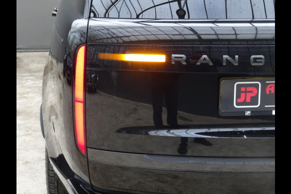 Land Rover Range Rover 3.0 P550e HSE PHEV * HEAD-UP * 22 INCH * 80 KM ACCU RANGE. !!