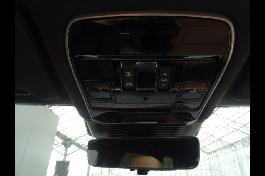 Land Rover Range Rover 3.0 P550e HSE PHEV * HEAD-UP * 22 INCH * 80 KM ACCU RANGE. !!