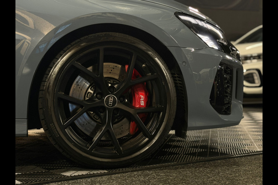 Audi RS3 Limousine 2.5 TFSI RS 3 quattro|PANO|MASSAGE|B&O|ACC|MEMORY|CARPLAY|DEALER ONDERHOUDEN|KEMORA GREY|400PK|BOMVOL!