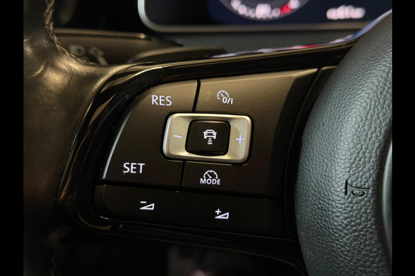 Volkswagen Golf 2.0 TSI 4Motion R|AKRA|PANO|LEDER|MEMORY|FULL!