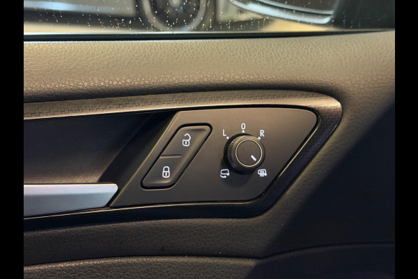 Volkswagen Golf 2.0 TSI 4Motion R|AKRA|PANO|LEDER|MEMORY|FULL!