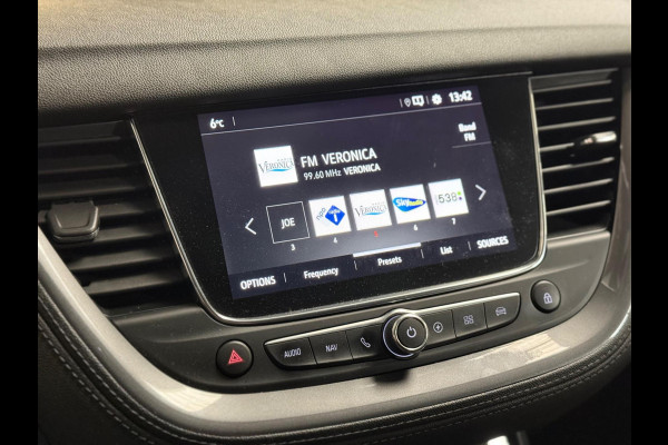 Opel Grandland X 1.6 Turbo Hybrid Business Edition | NAP | Trekhaak | stoel-/stuurverwarming | Navi | DAB