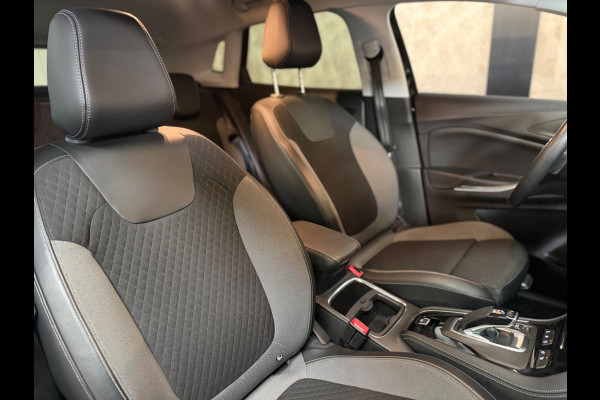 Opel Grandland X 1.6 Turbo Hybrid Business Edition | NAP | Trekhaak | stoel-/stuurverwarming | Navi | DAB