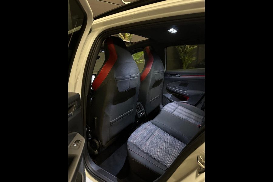 Volkswagen Golf 2.0 TSI GTI|PANO|HEAD UP|FULL OPTION