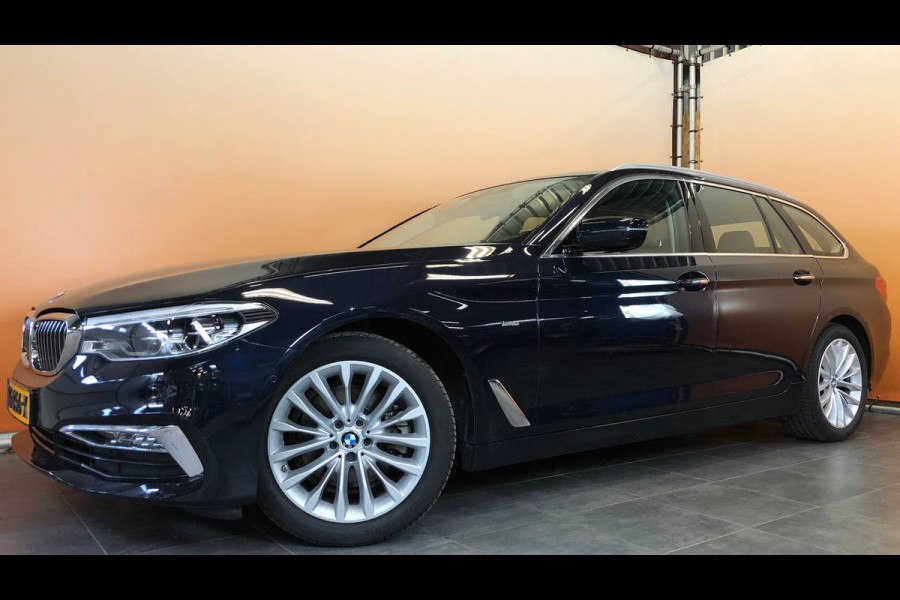 BMW 5 Serie Touring 520i High Executive sportint | panodak | camera | trekhaak | leer